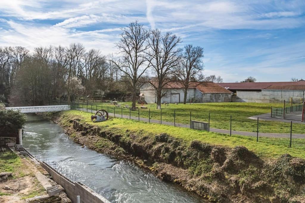 La "Taniere" Pour 6 Personnes Apartment Isles-sur-Suippe Exterior foto