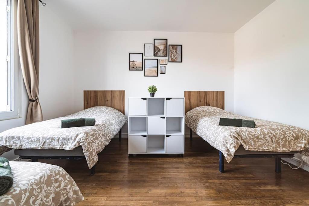 La "Taniere" Pour 6 Personnes Apartment Isles-sur-Suippe Exterior foto