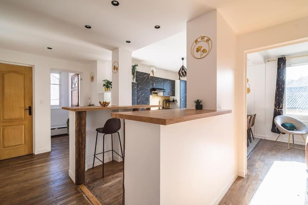La "Taniere" Pour 6 Personnes Apartment Isles-sur-Suippe Exterior foto
